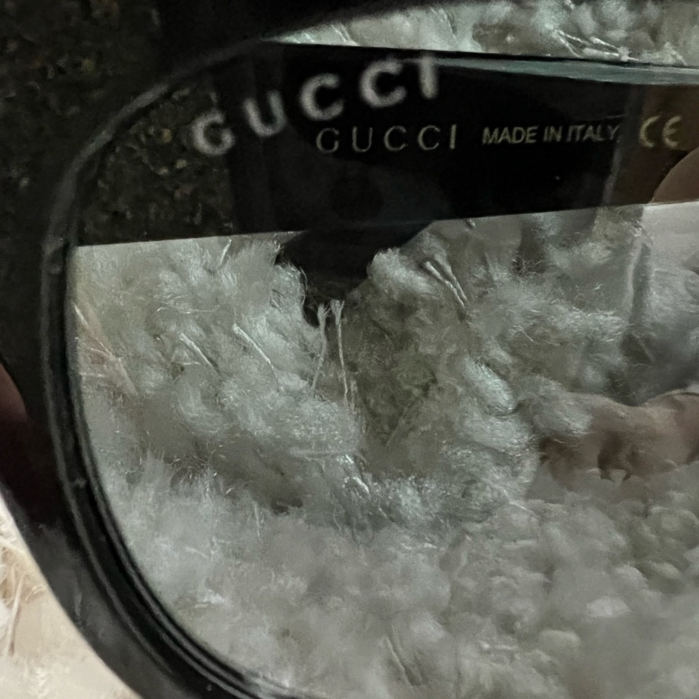 Gucci 1409 Sunglass - Picture 12 of 16